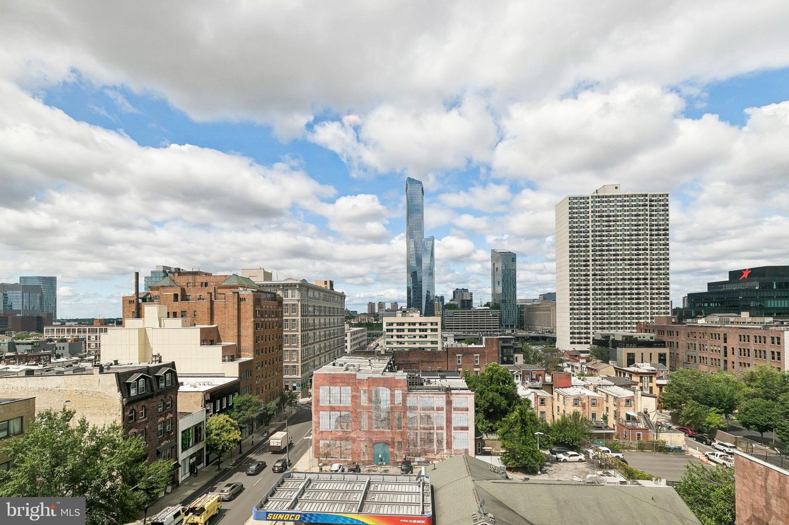 2135 WALNUT STREET #801 photograph