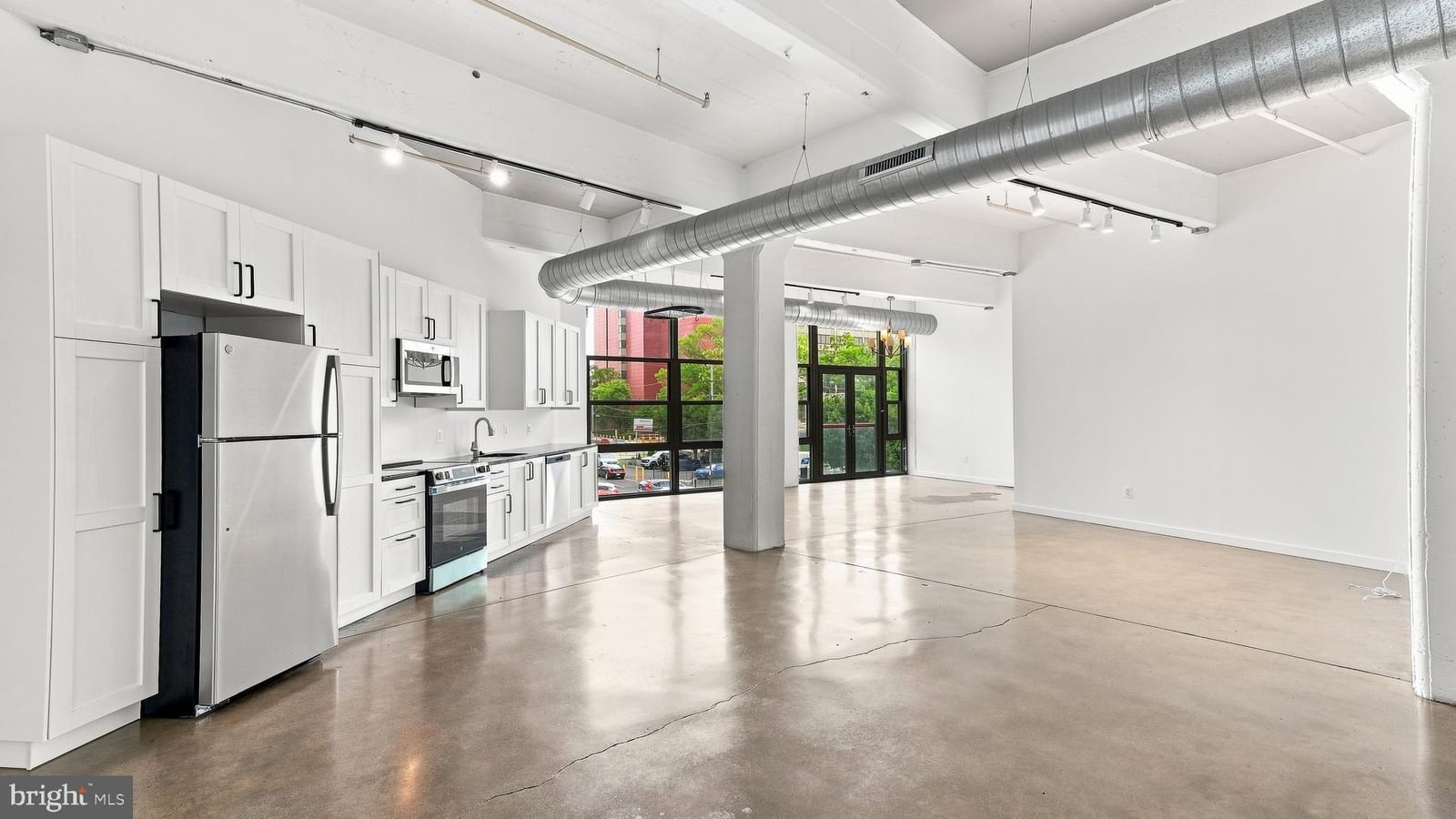 444 N 4TH STREET #216 photograph