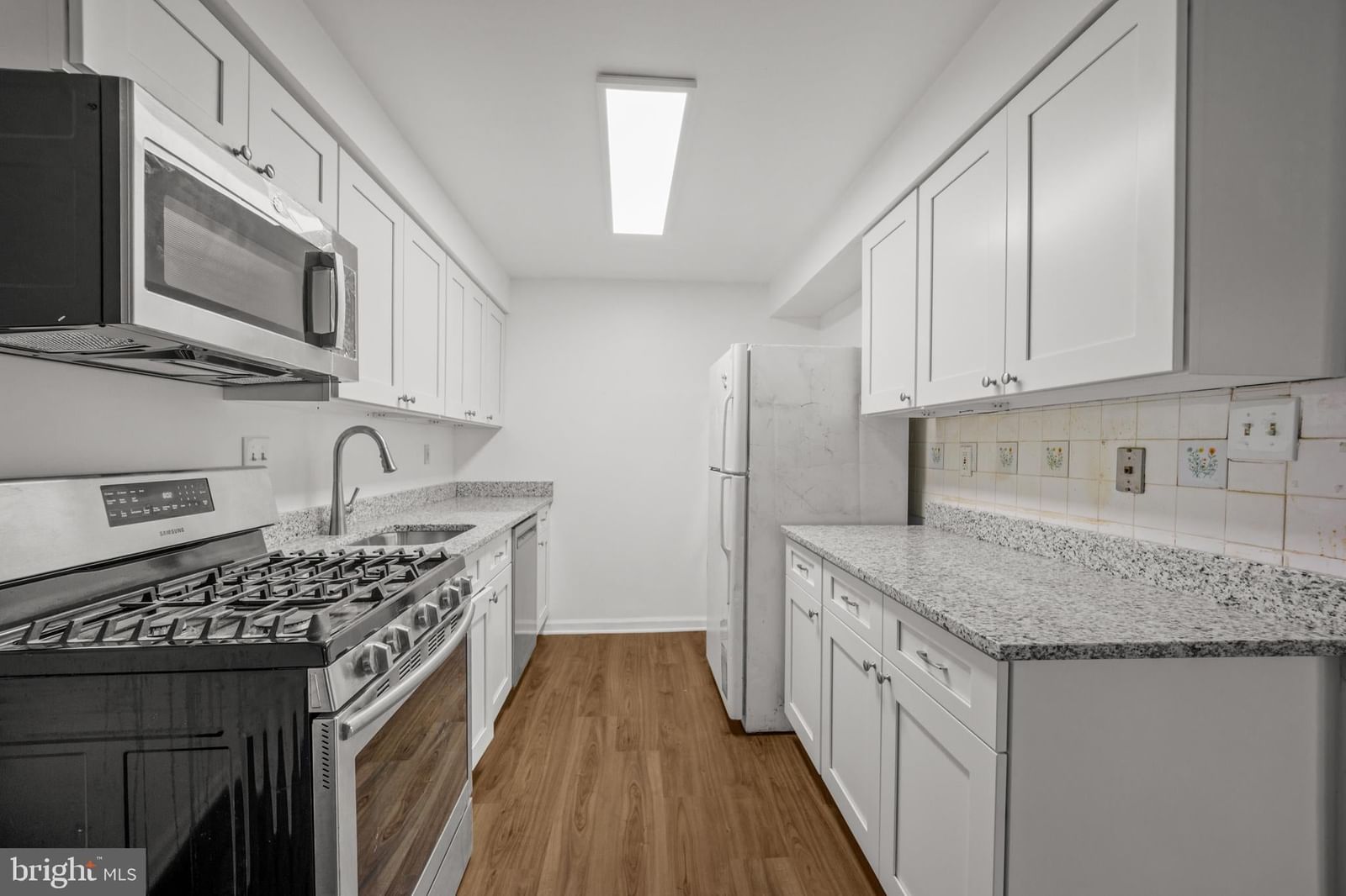 300 BYBERRY ROAD #L6 photograph