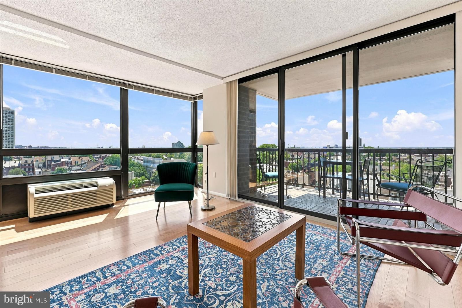 241 S 6TH STREET #912G photograph