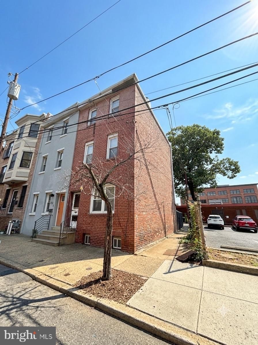 711 N UBER ST, PHILADELPHIA 19130, PA