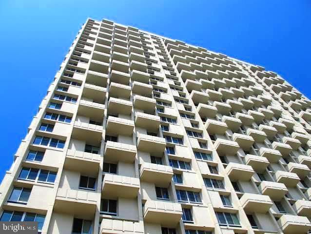 604 S WASHINGTON SQUARE 2814 in Philadelphia, PA