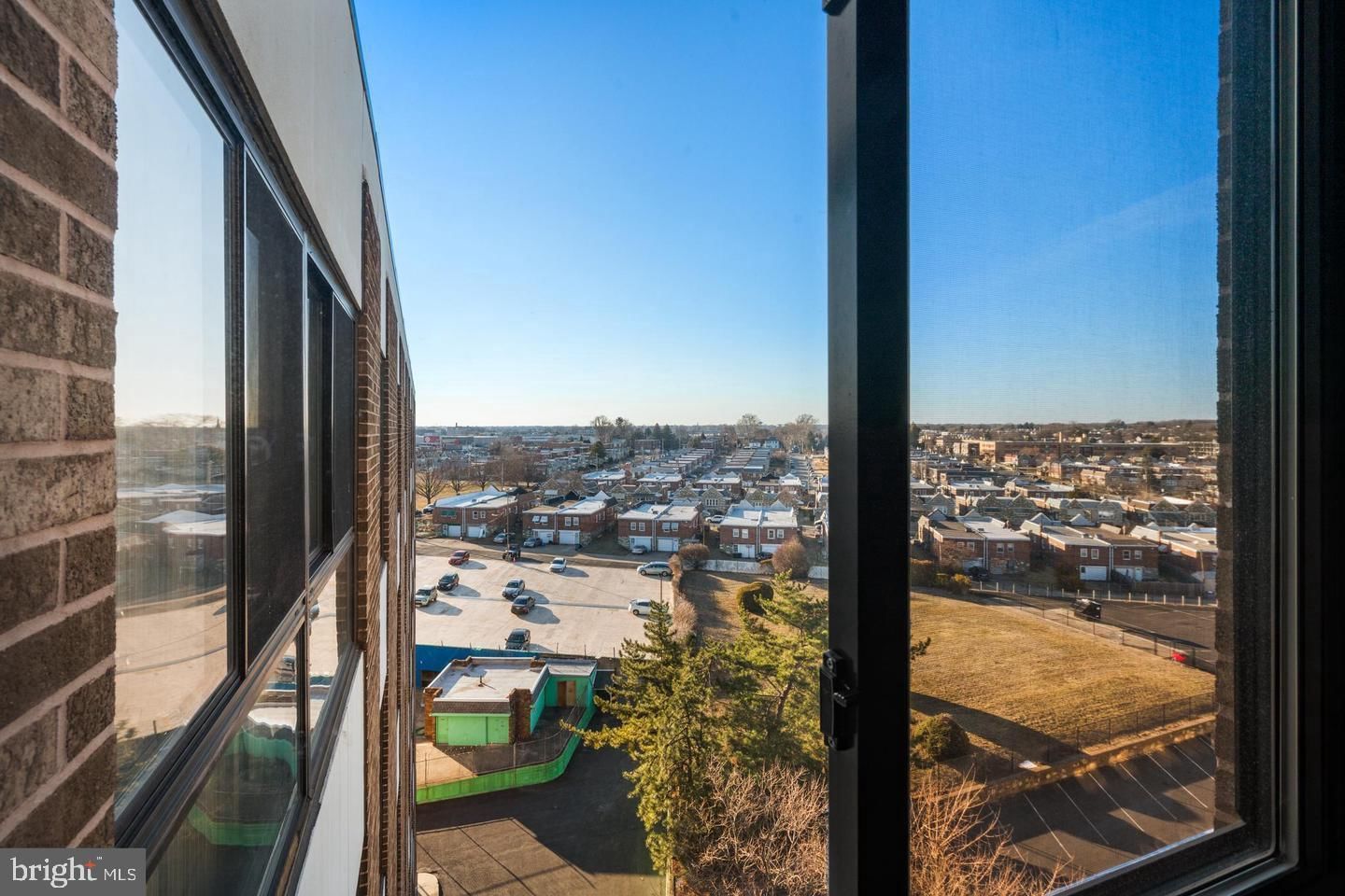 7600 E ROOSEVELT BOULEVARD #903 photograph