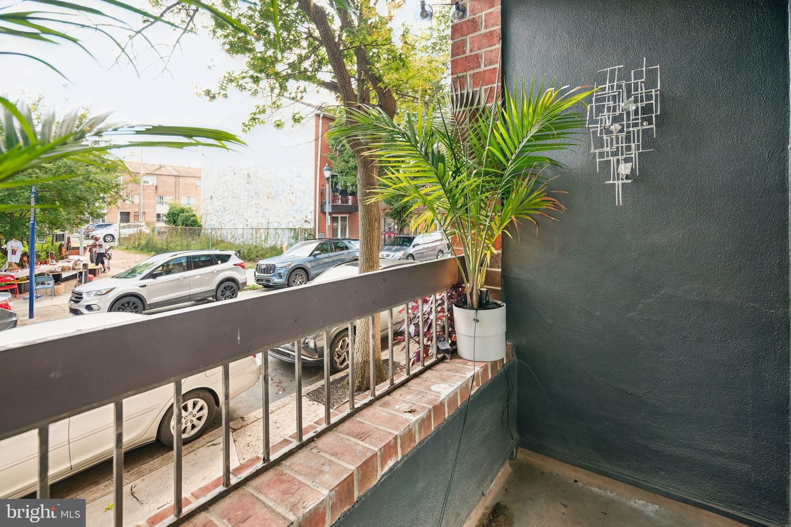 1109 SOUTH STREET #A photograph