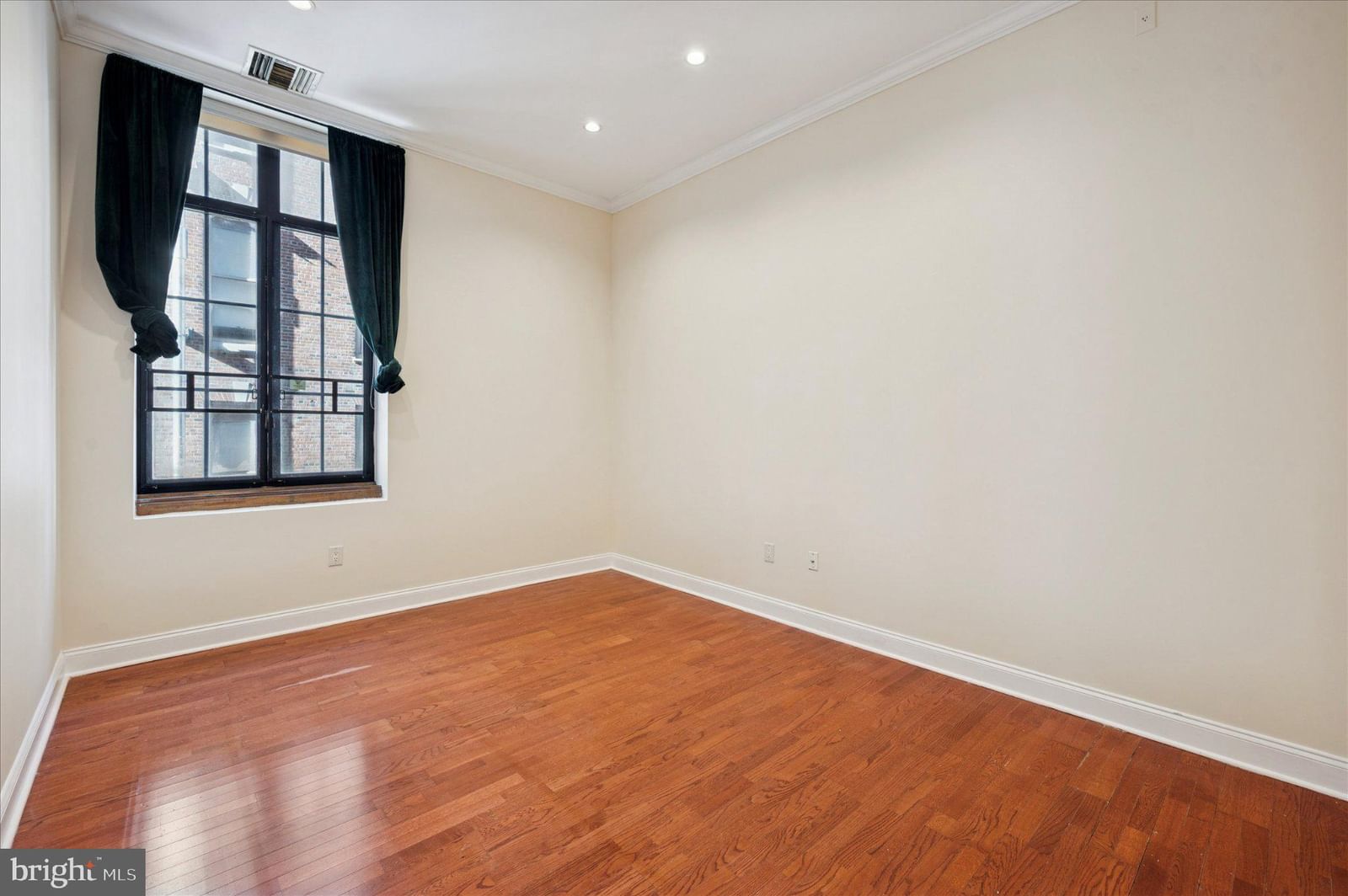 1601 SPRING GARDEN STREET #205 photograph