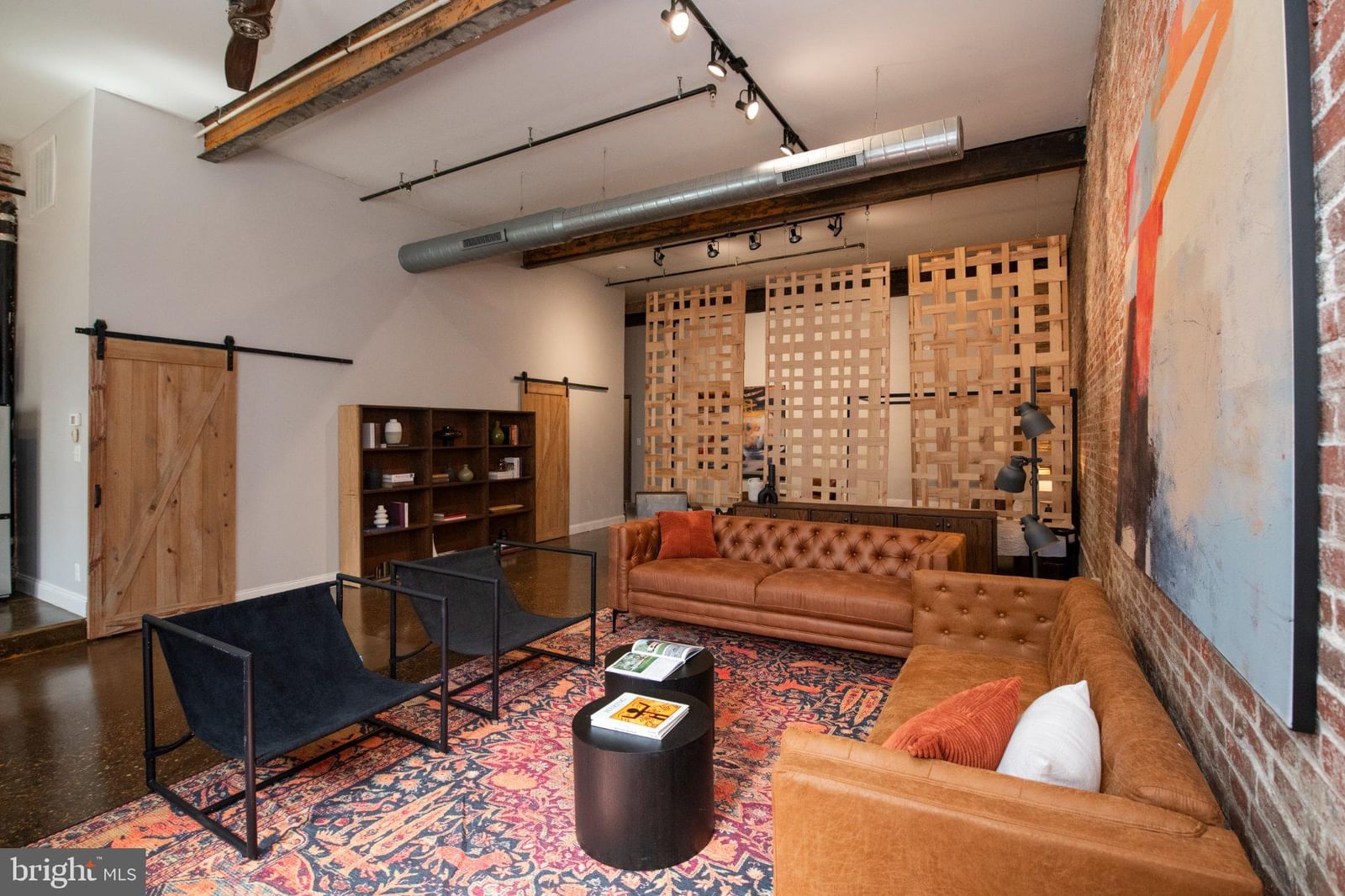 2135 E SUSQUEHANNA AVENUE #1B photograph