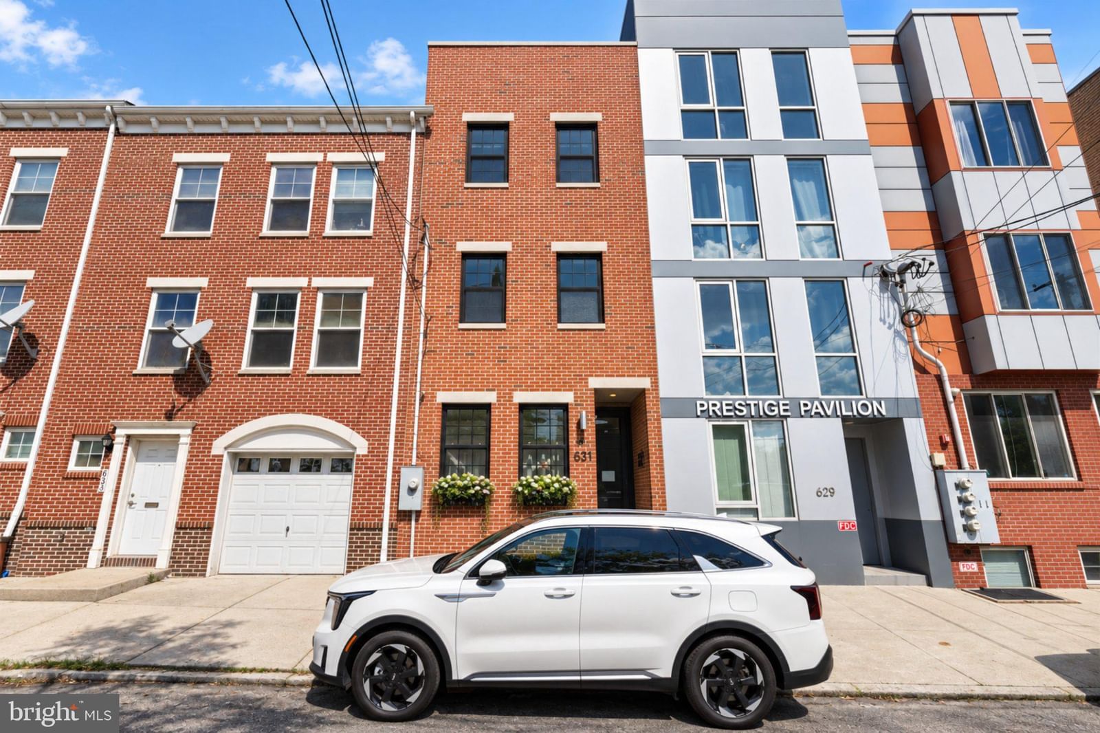 631 W OXFORD STREET 2 in Philadelphia, PA