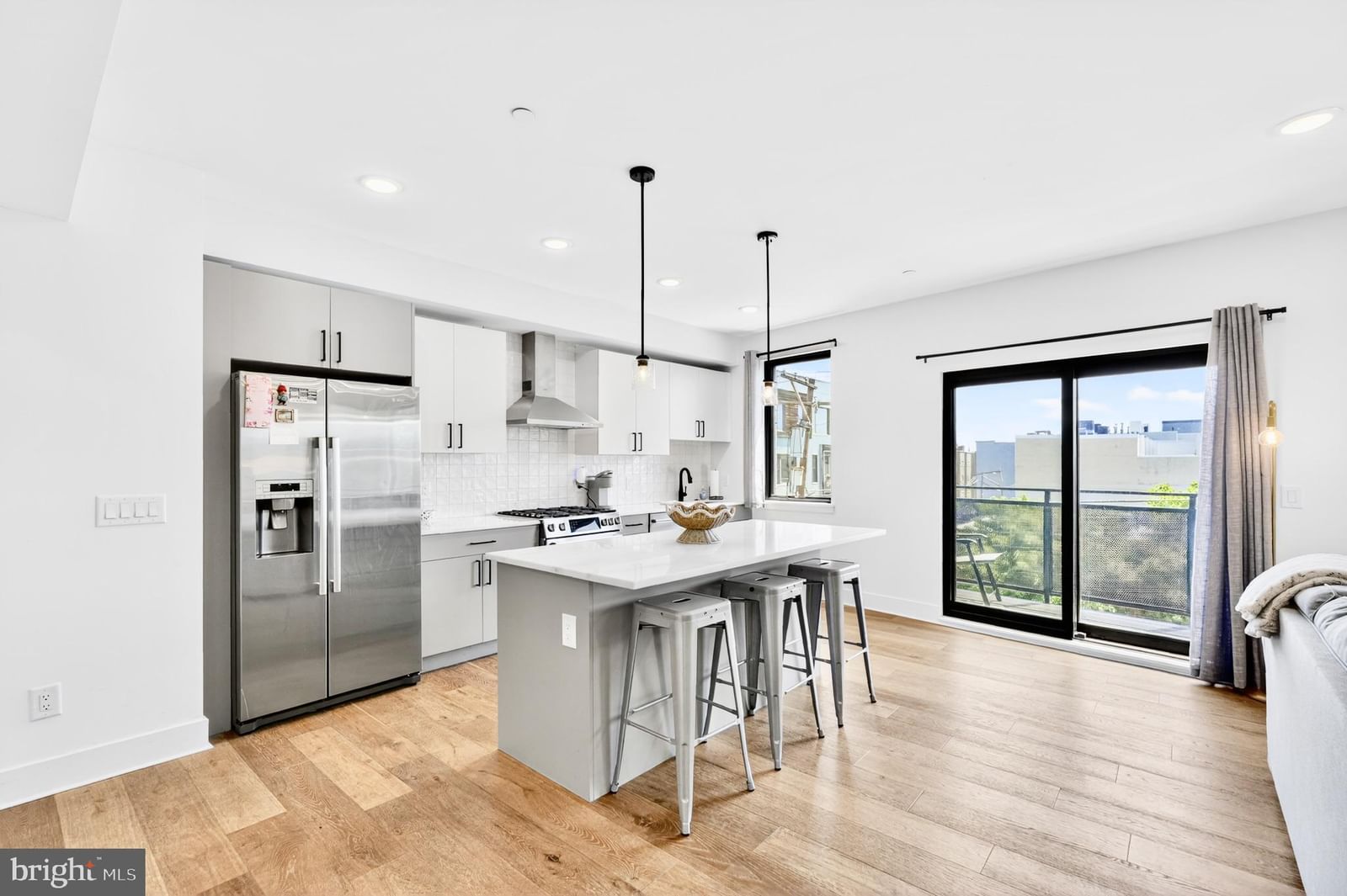 1801 FAIRMOUNT AVENUE UNIT 303 in Philadelphia, PA