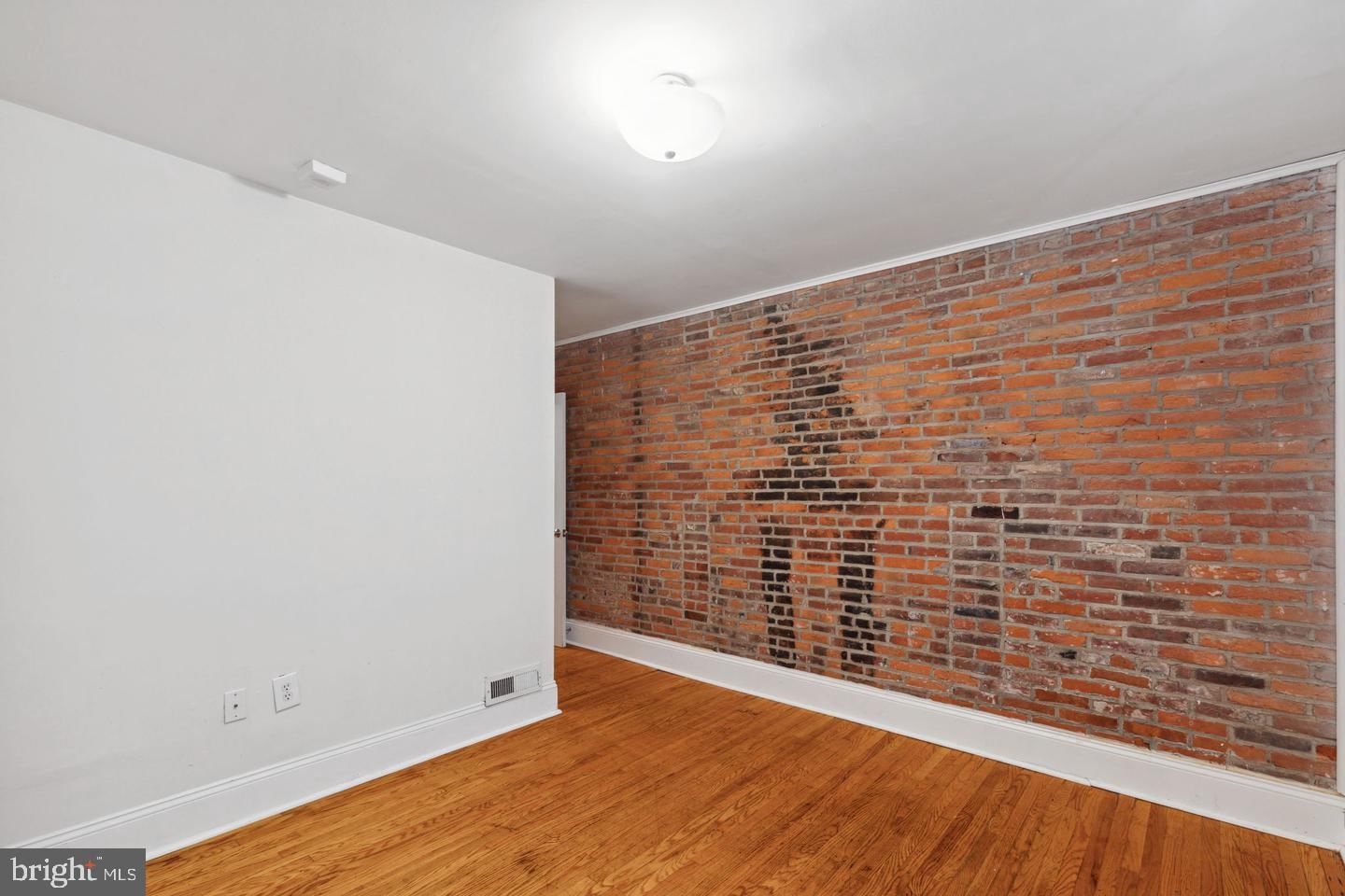 1305 SPRUCE STREET #TH1C photograph