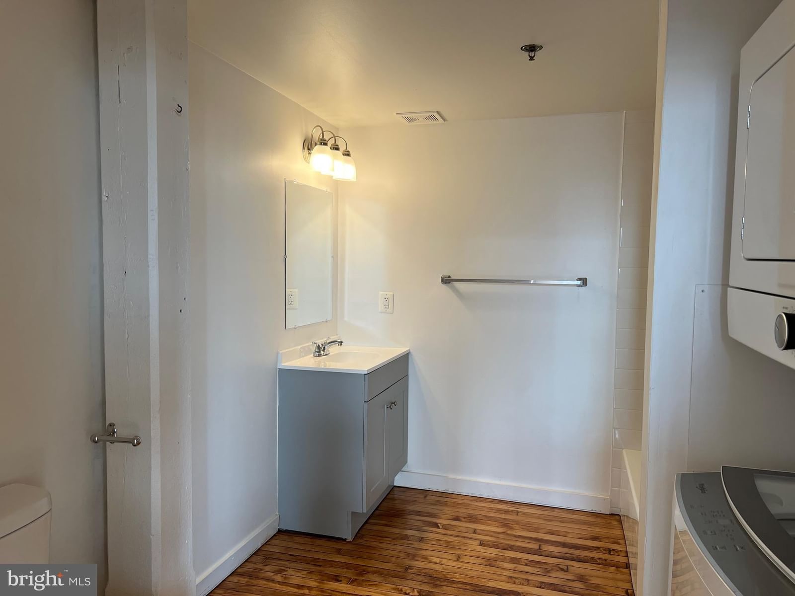 429 13TH STREET #6I photograph