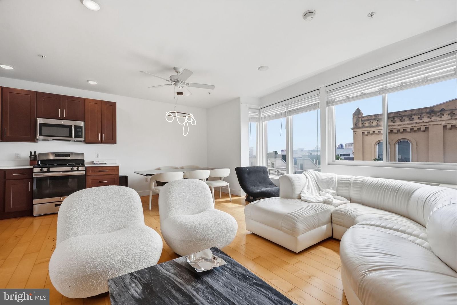 1637-39 POPLAR STREET 5F in Philadelphia, PA