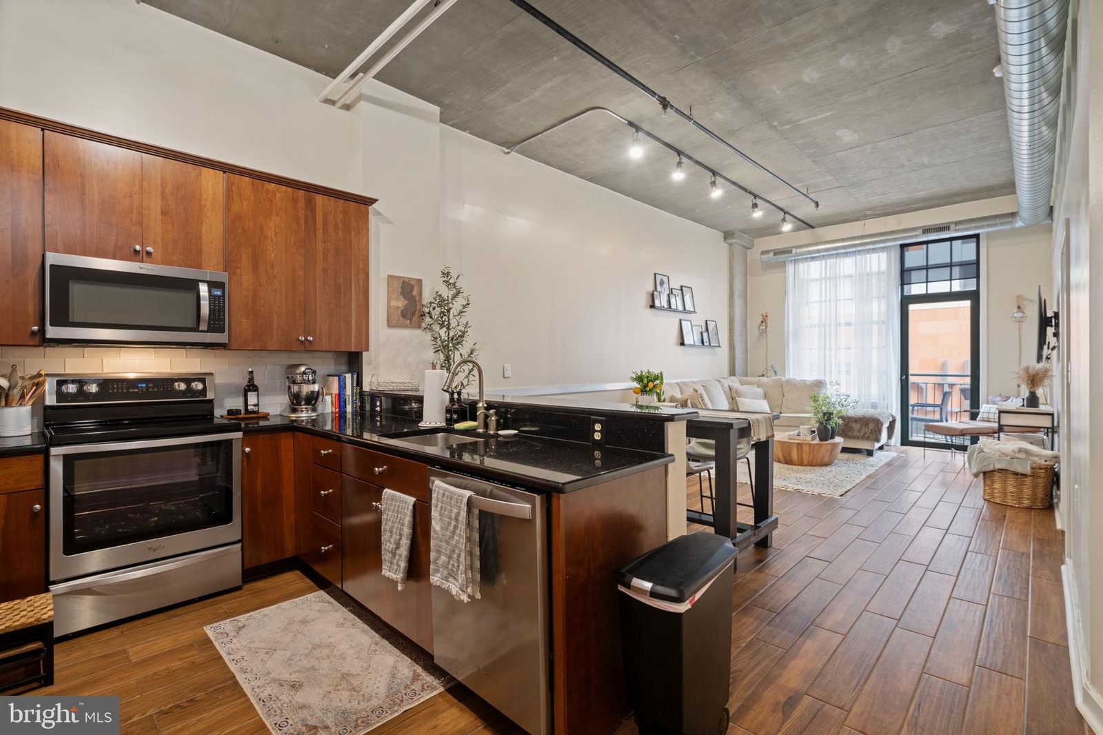112 N 2ND STREET #5B2 photograph