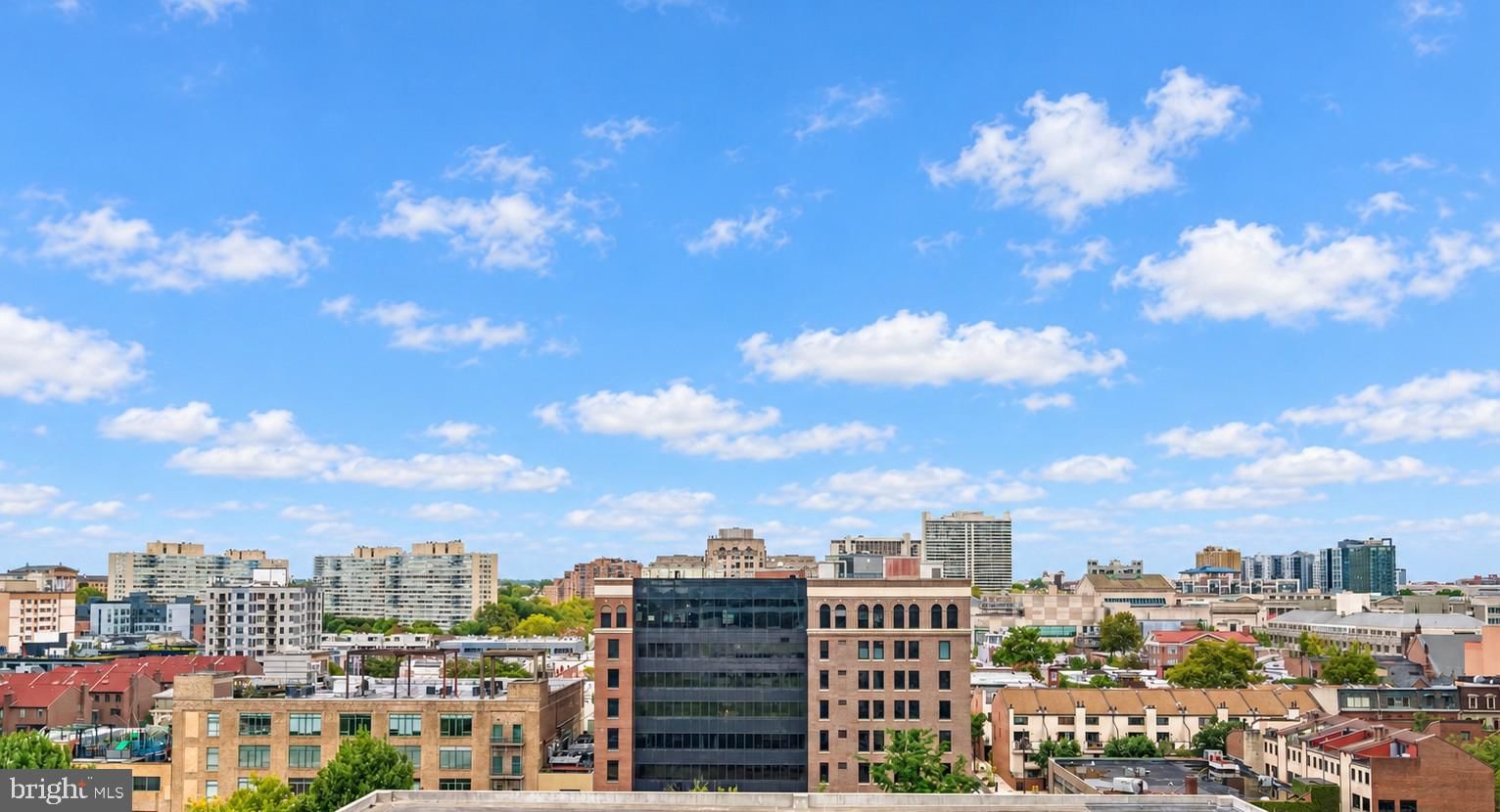 2101 MARKET STREET #801 photograph