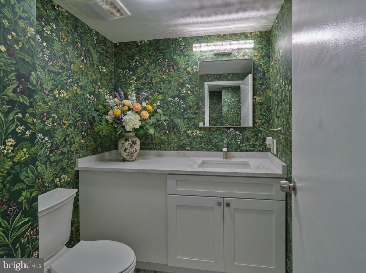 210 W RITTENHOUSE SQUARE #1704 photograph