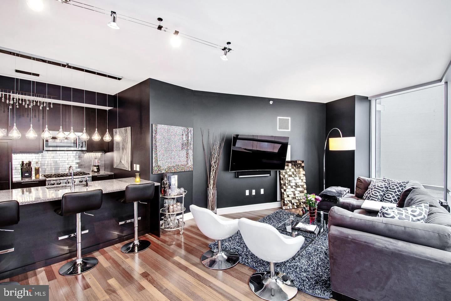 1414 S PENN SQUARE #7A photograph