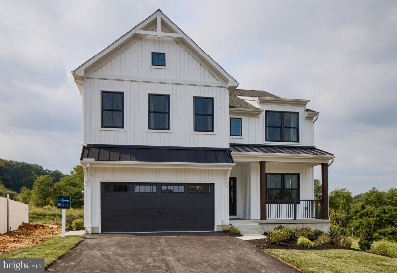 100 SCHOOLHOUSE LANE Unit LACHLAN