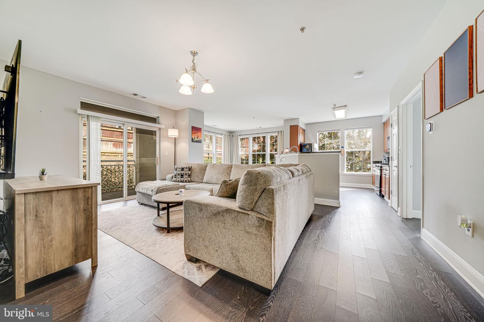 801 S GREENBRIER STREET #113 photograph