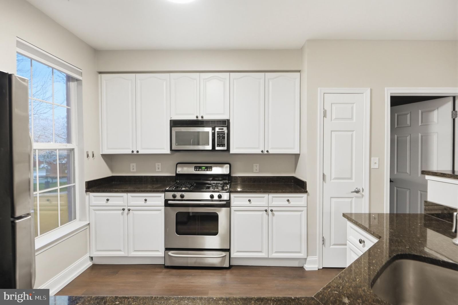 801 S GREENBRIER STREET #113 photograph
