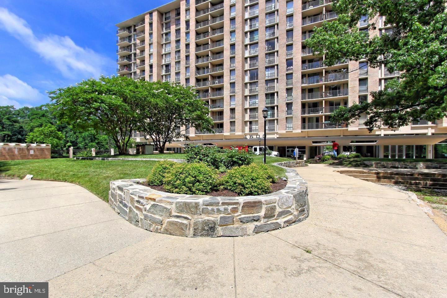 4600 S FOUR MILE RUN DR, ARLINGTON 22204, VA