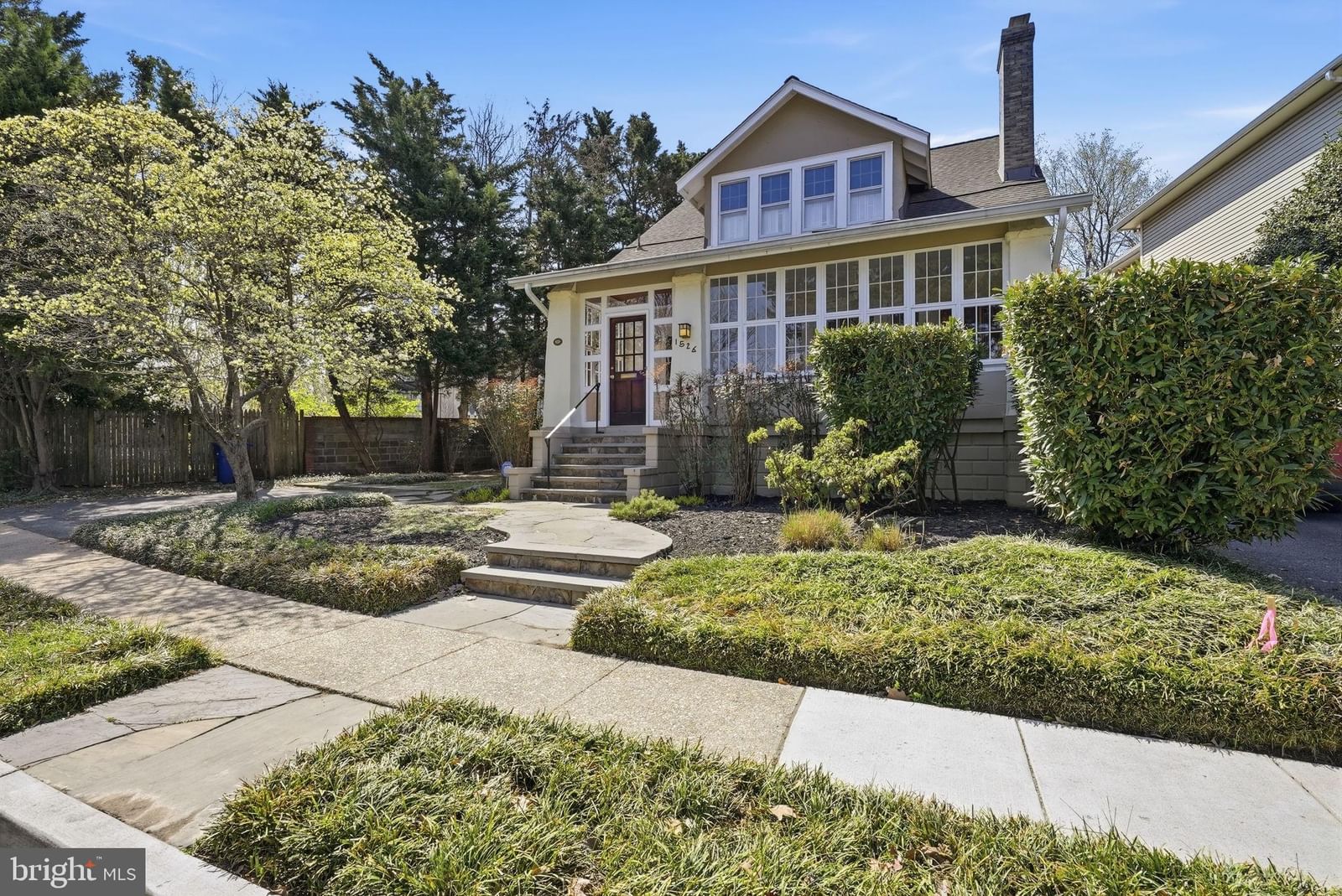 1526 N EDGEWOOD ST, ARLINGTON 22201, VA