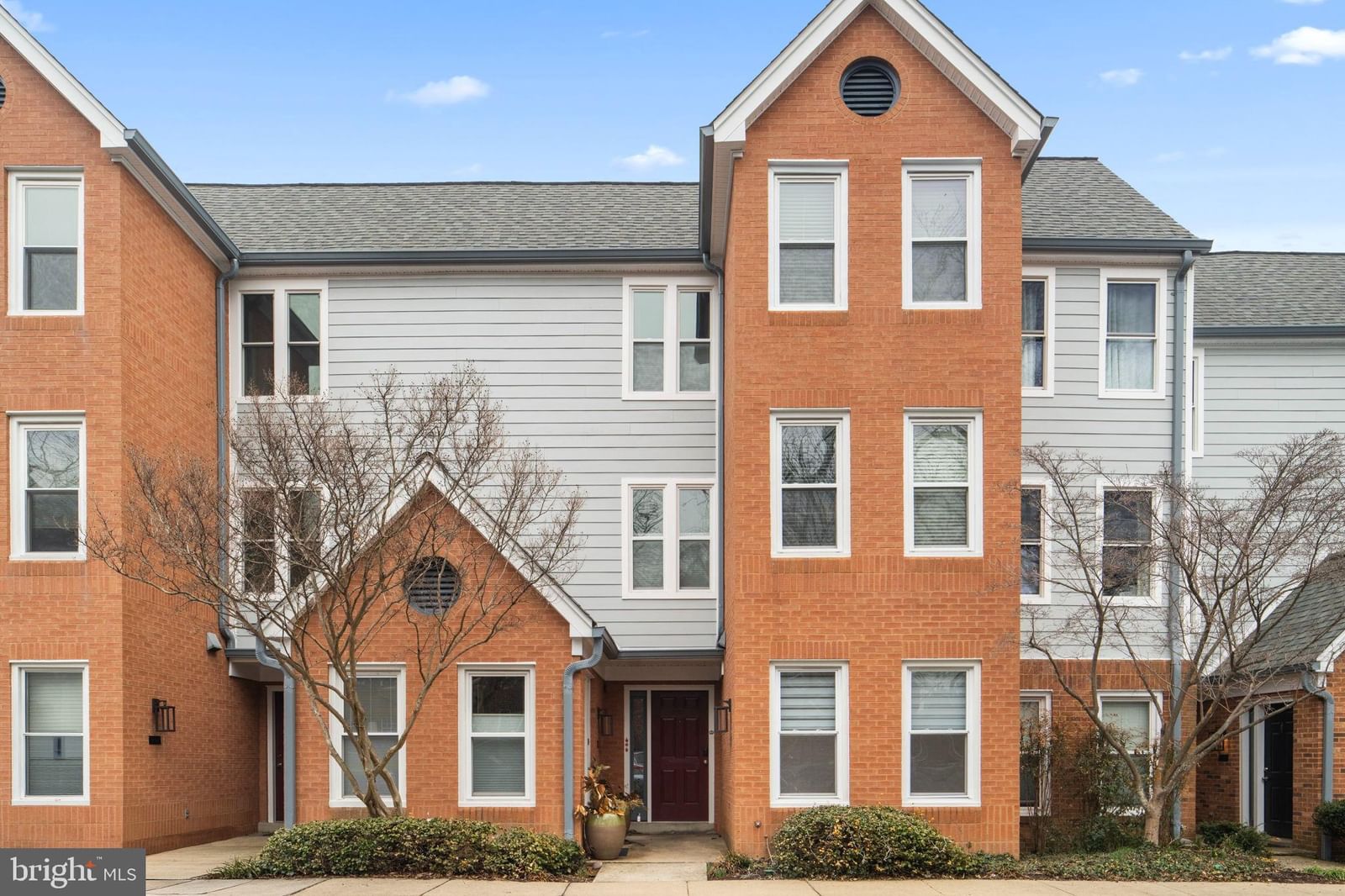 2105 N ROLFE ST, ARLINGTON 22209, VA