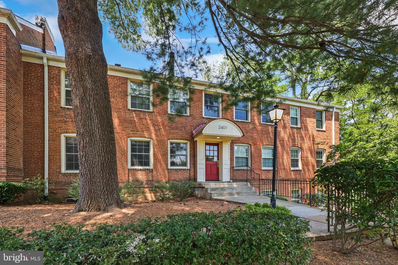 2401 ARLINGTON BLVD, ARLINGTON 22201, VA