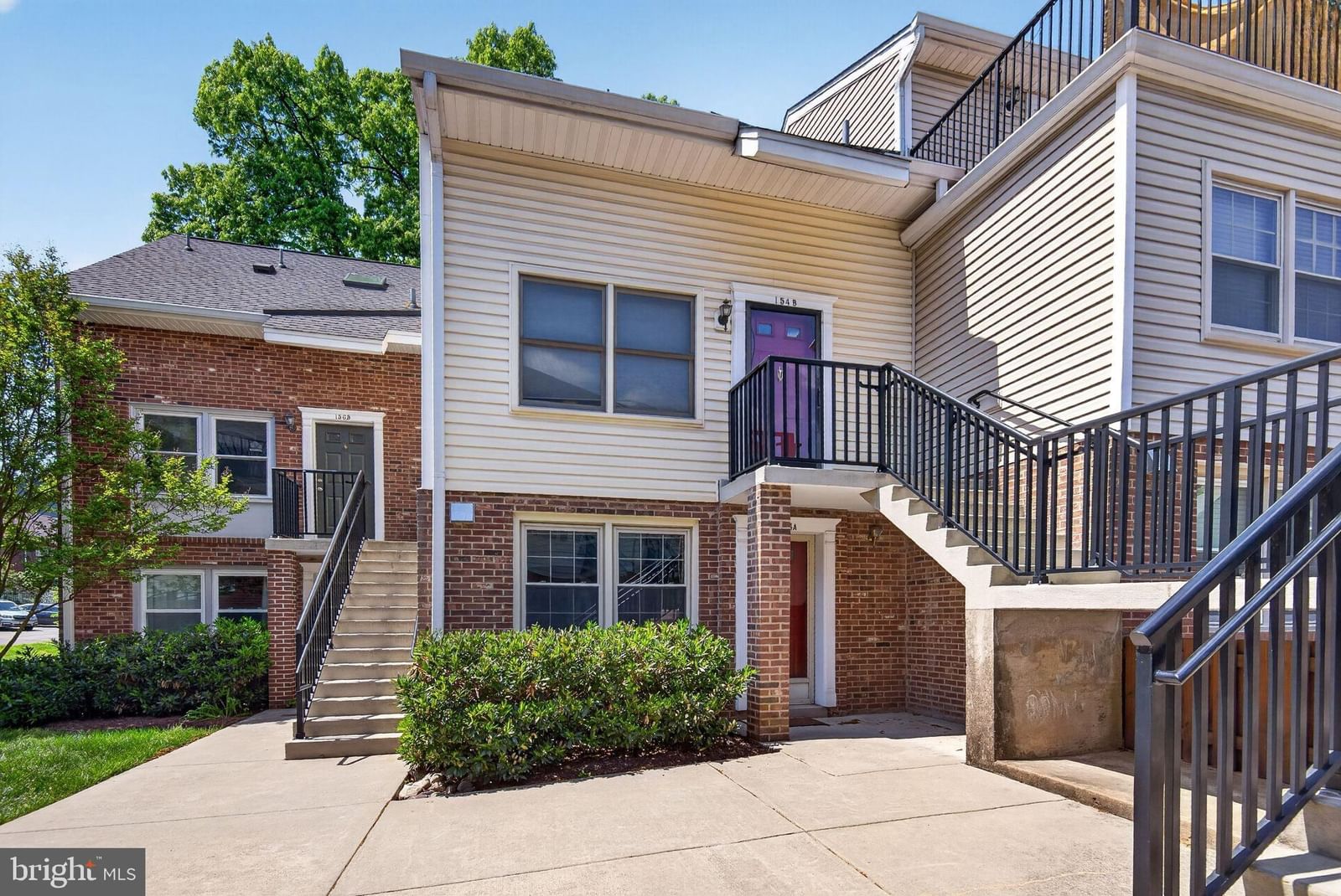 154 N BEDFORD STREET #A photograph