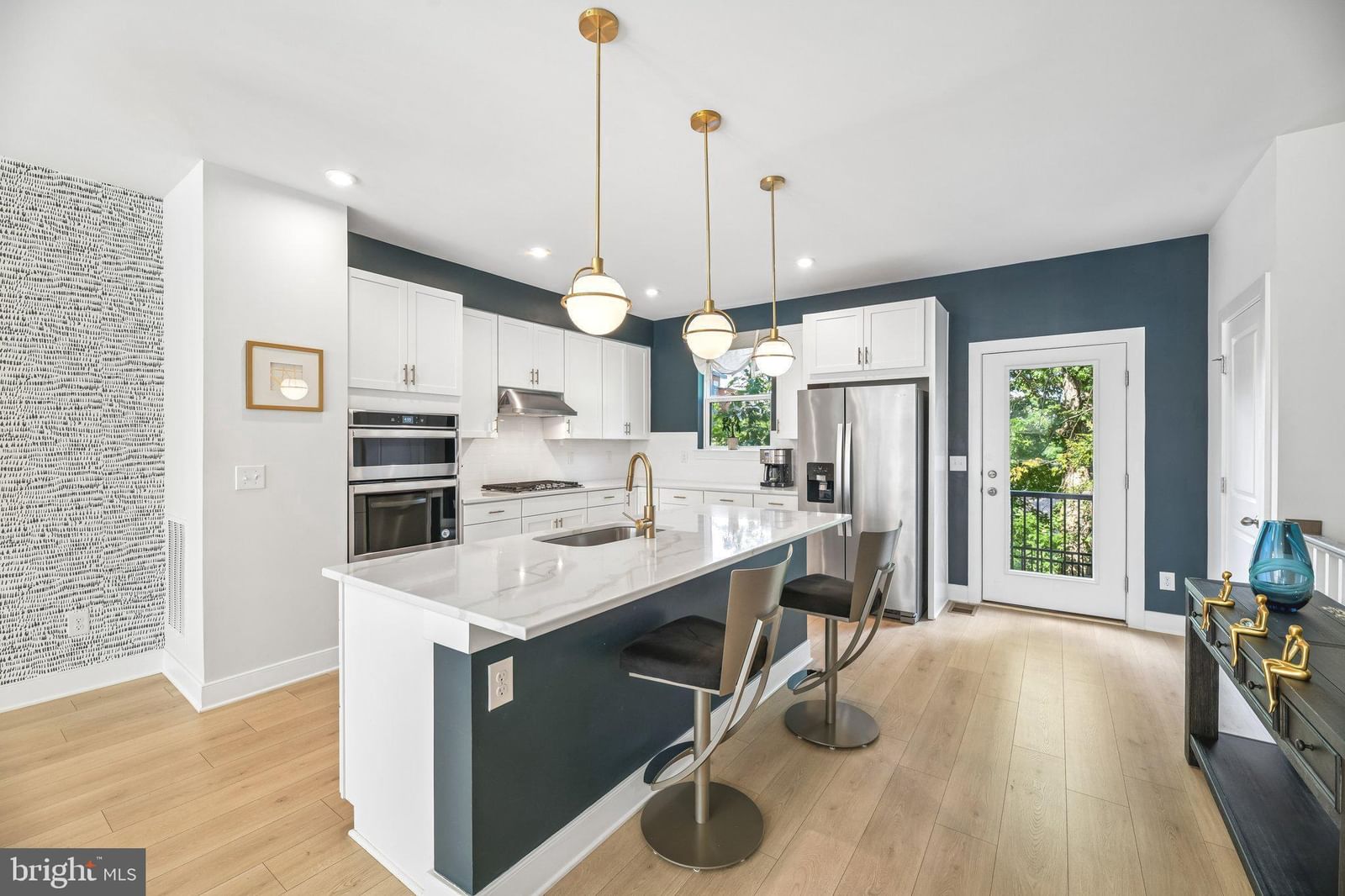 1017 S TAYLOR CT, ARLINGTON 22204, VA