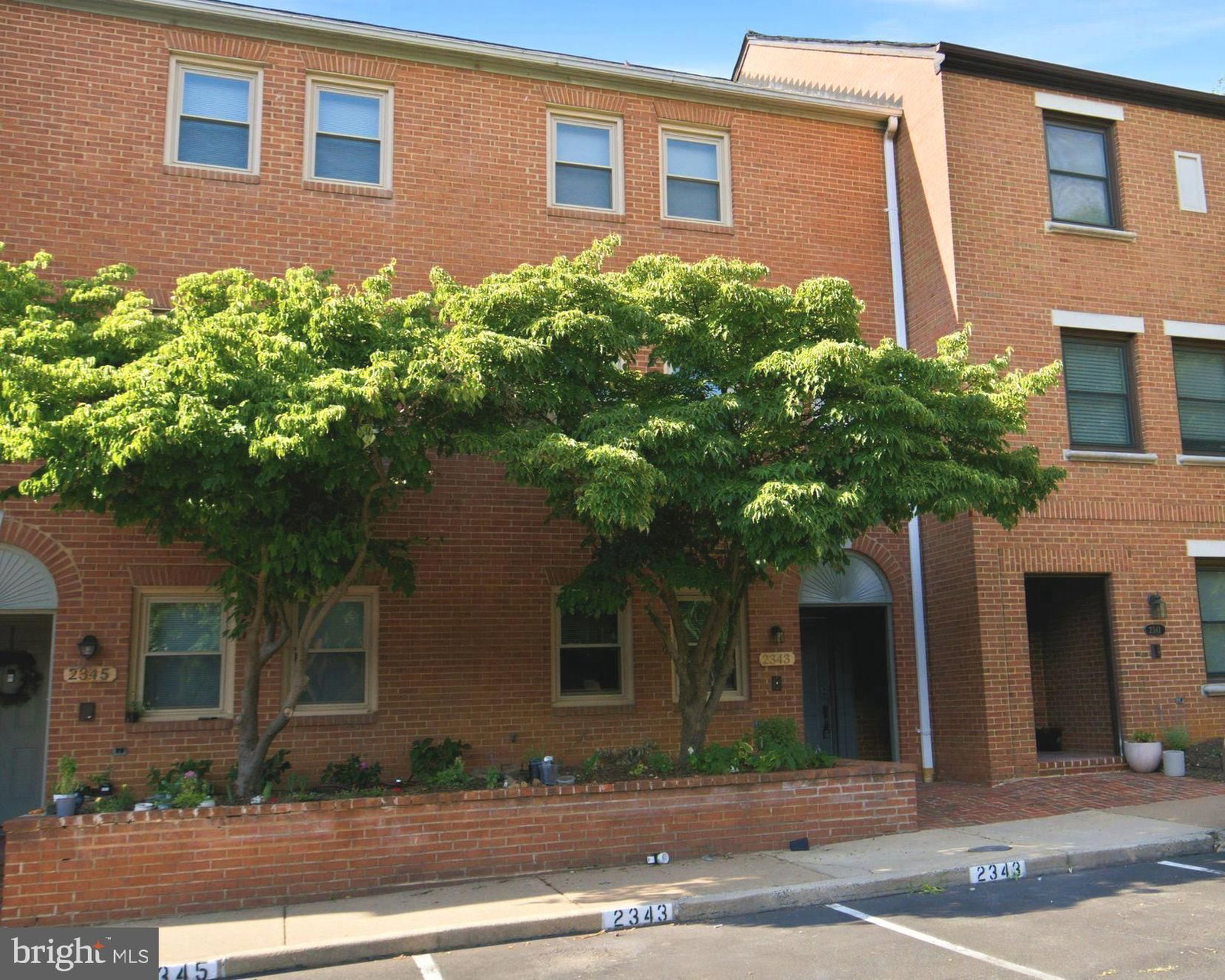 2343 9TH ST S, ARLINGTON 22204, VA