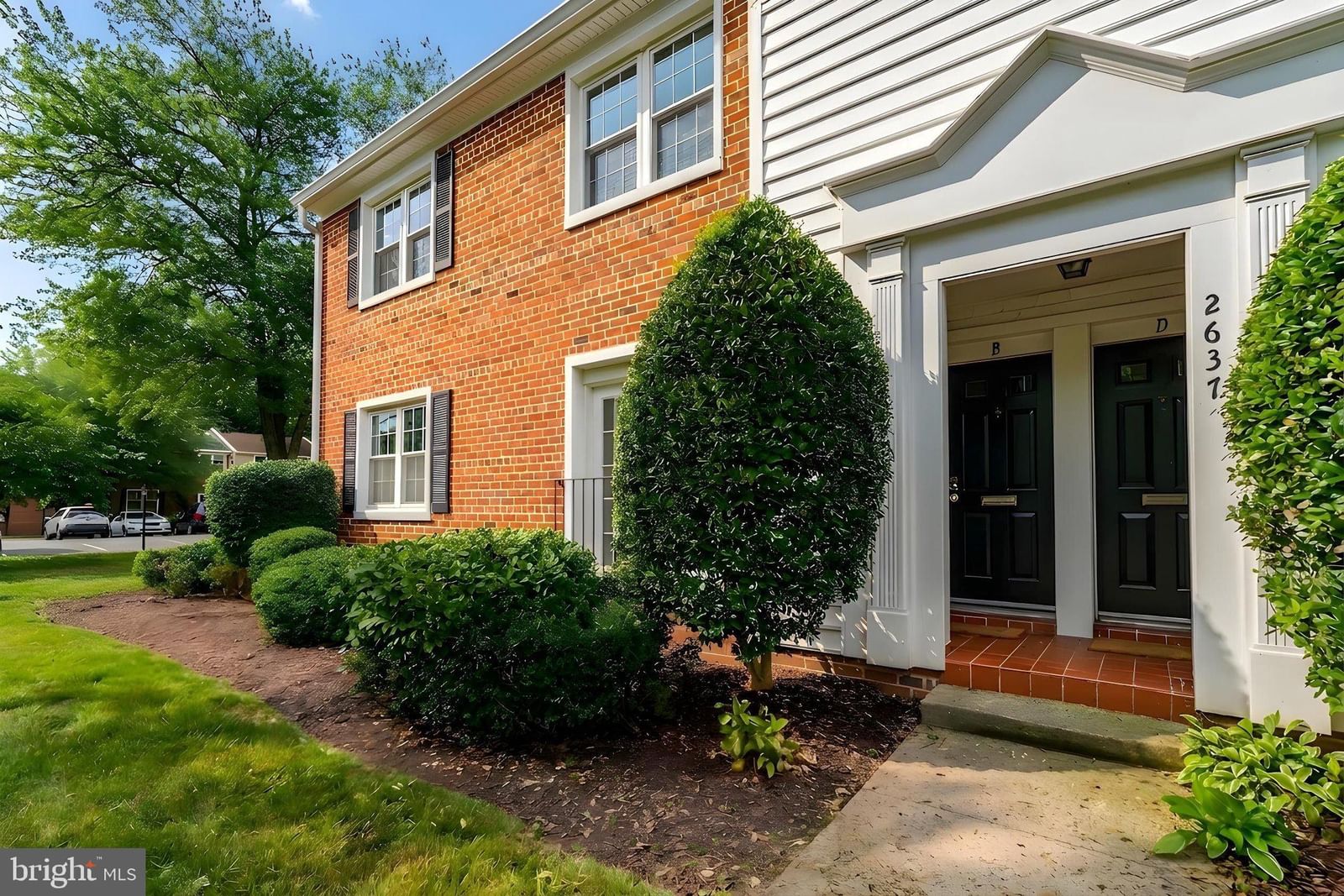2637 S WALTER REED DRIVE #A photograph