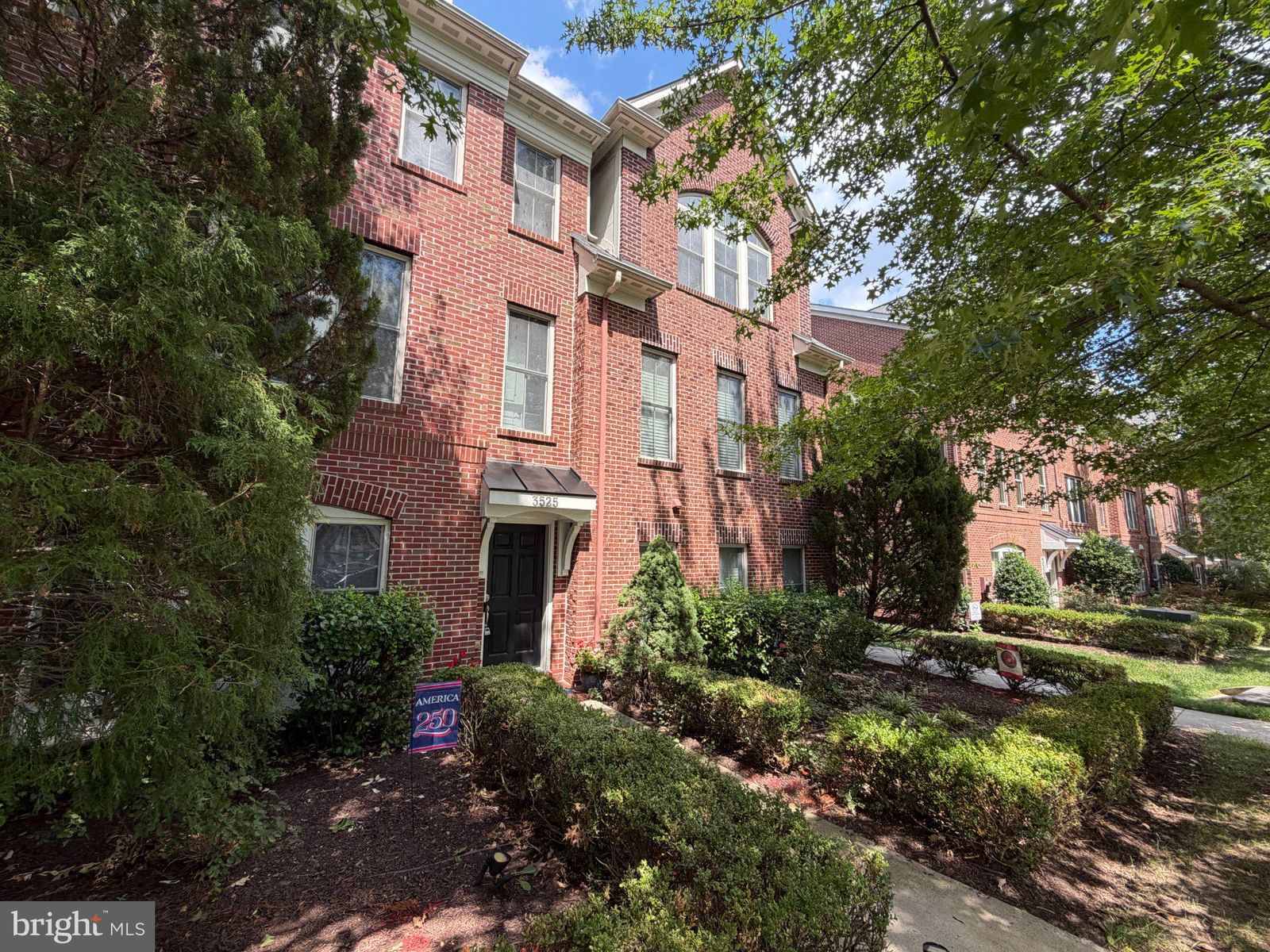 3525 S FOUR MILE RUN DR, ARLINGTON 22206, VA