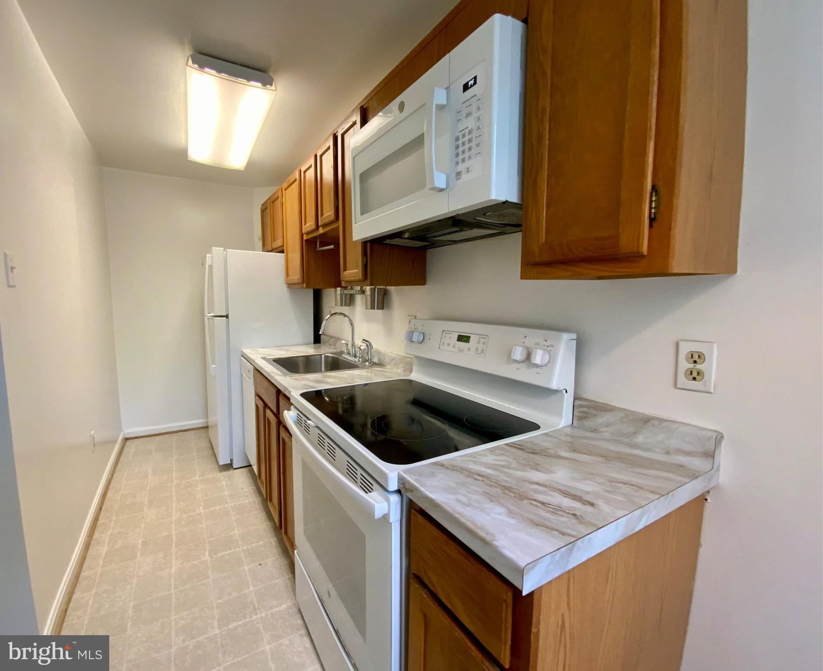 1811 KEY BOULEVARD #10526 photograph