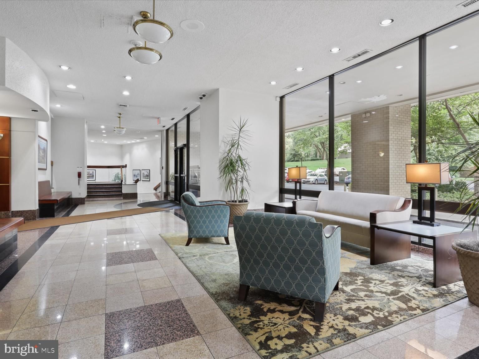 205 YOAKUM PARKWAY #216 photograph