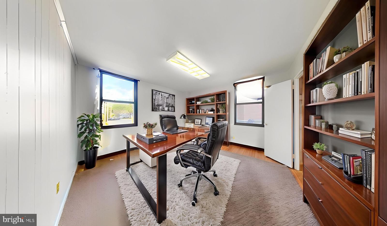 4600 DUKE STREET #419 / 420 photograph