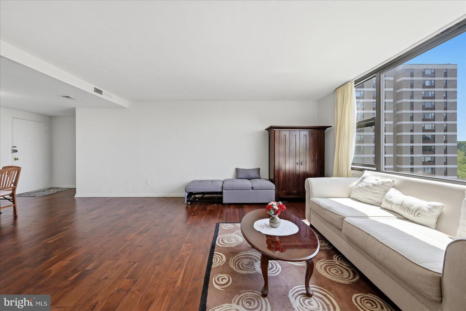 4600 DUKE STREET #928 photograph