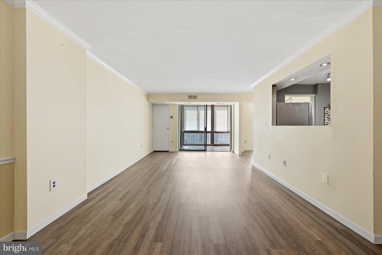 5300 HOLMES RUN PARKWAY #1418 photograph