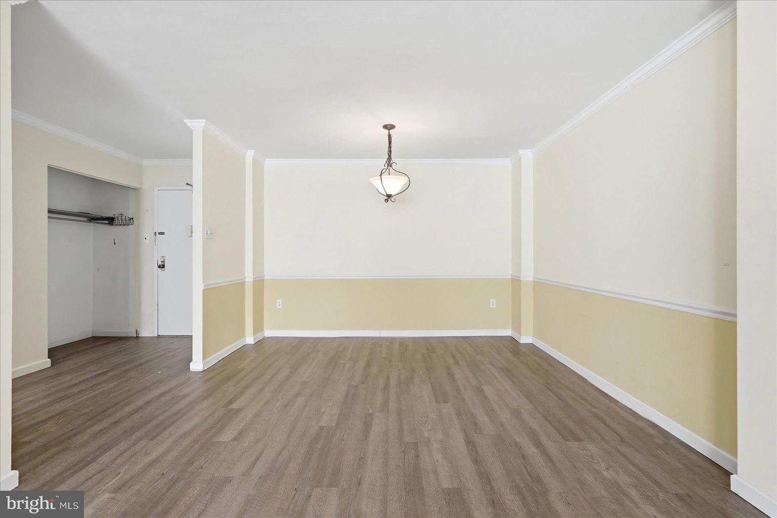 5300 HOLMES RUN PARKWAY #1418 photograph