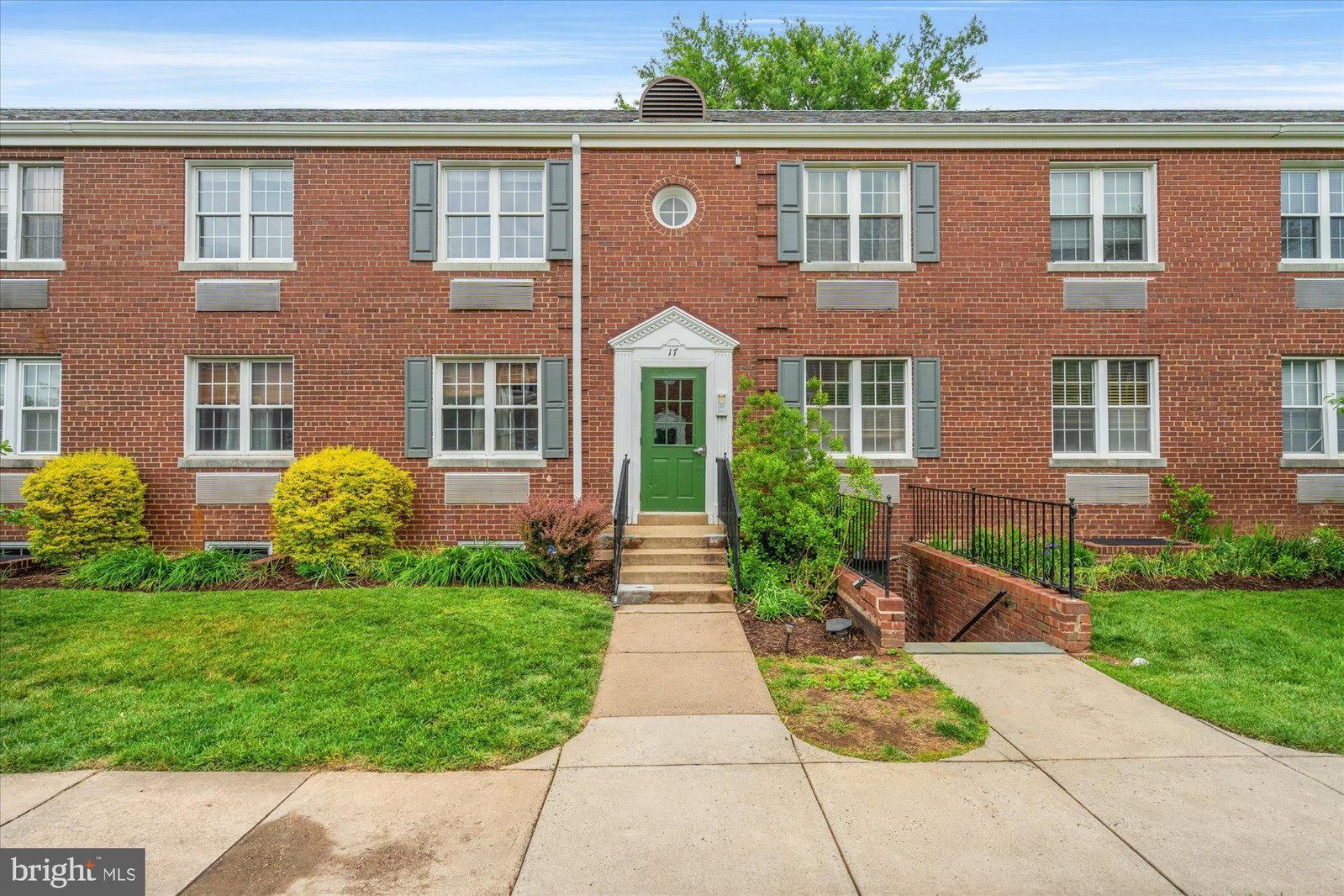 17 AUBURN CT, ALEXANDRIA 22305, VA