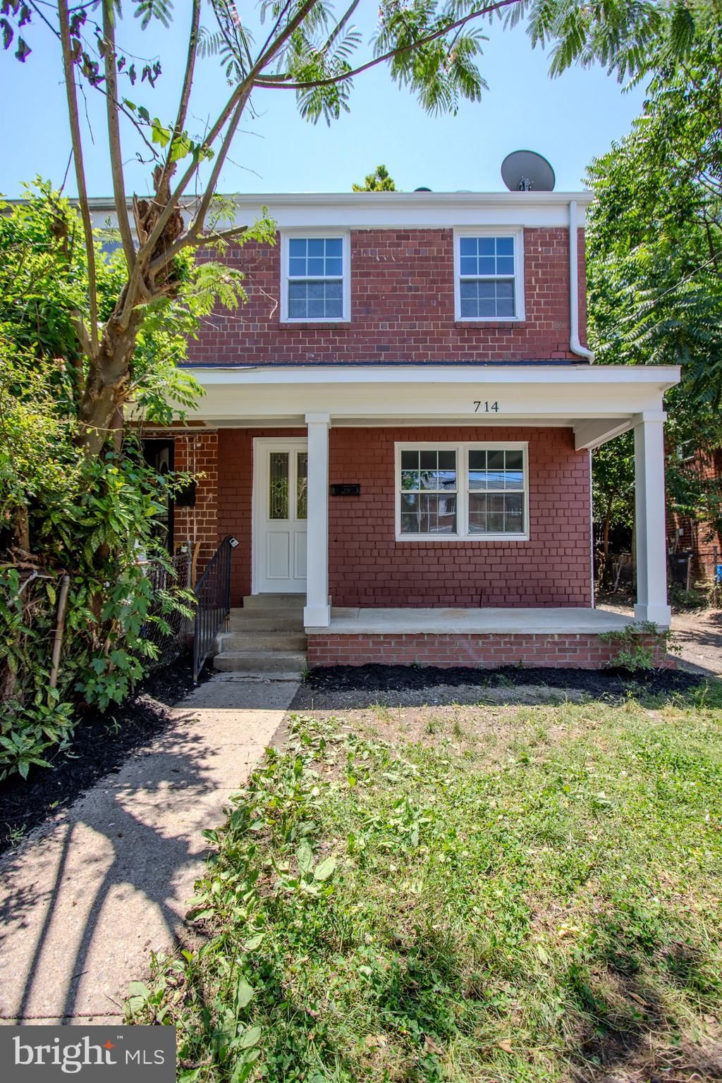 714 FOUR MILE RD, ALEXANDRIA 22305, VA