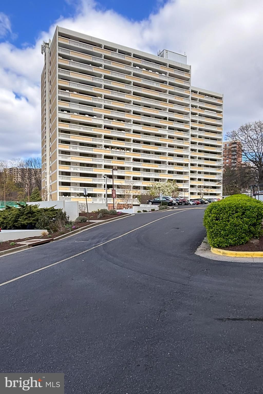 6101 EDSALL ROAD #1206 photograph