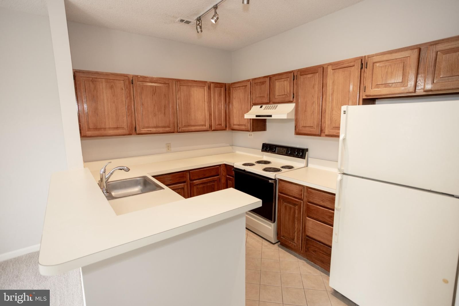 279 S PICKETT STREET #301 photograph