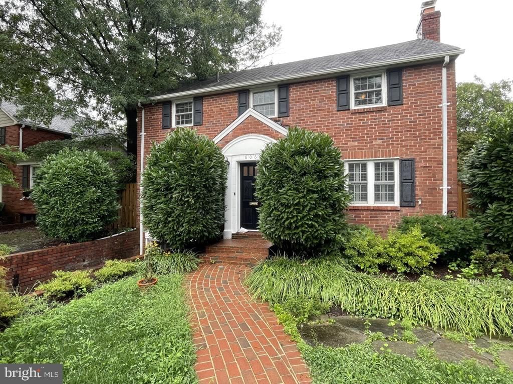 806 N OVERLOOK DR, ALEXANDRIA 22305, VA