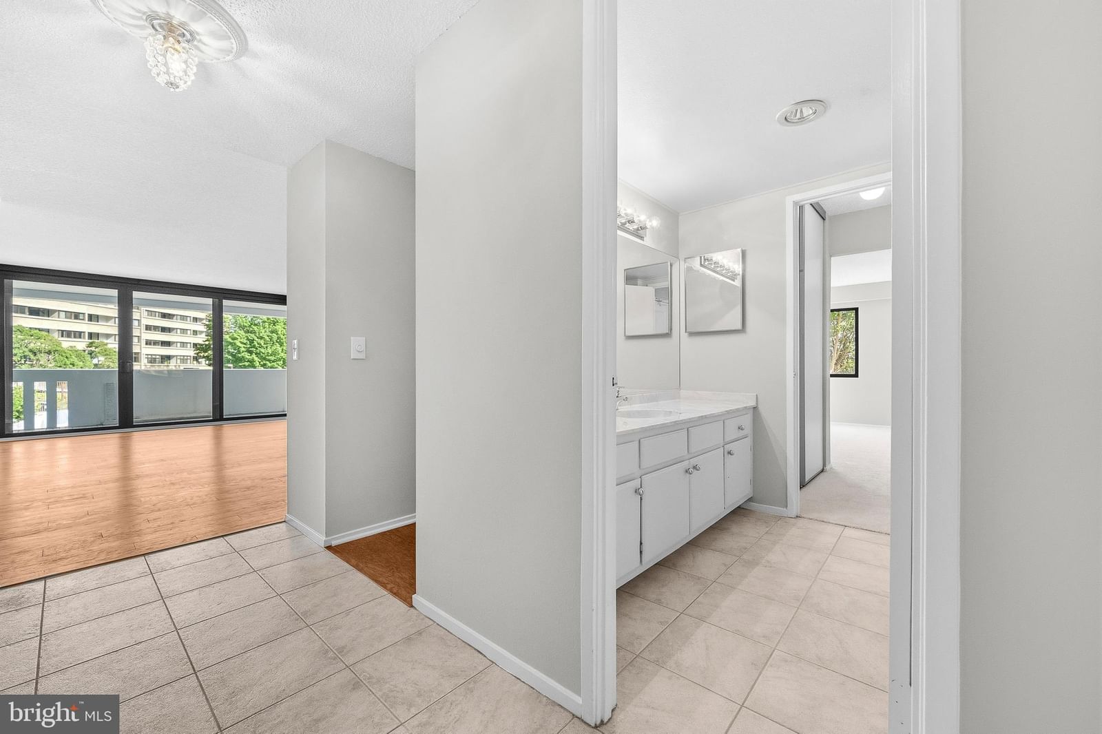 6101 EDSALL ROAD #211 photograph