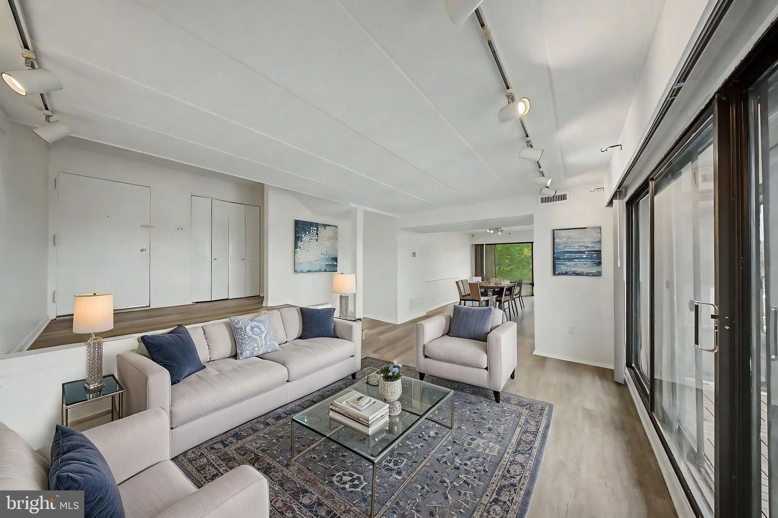 112 ROBERTS LN, ALEXANDRIA 22314, VA