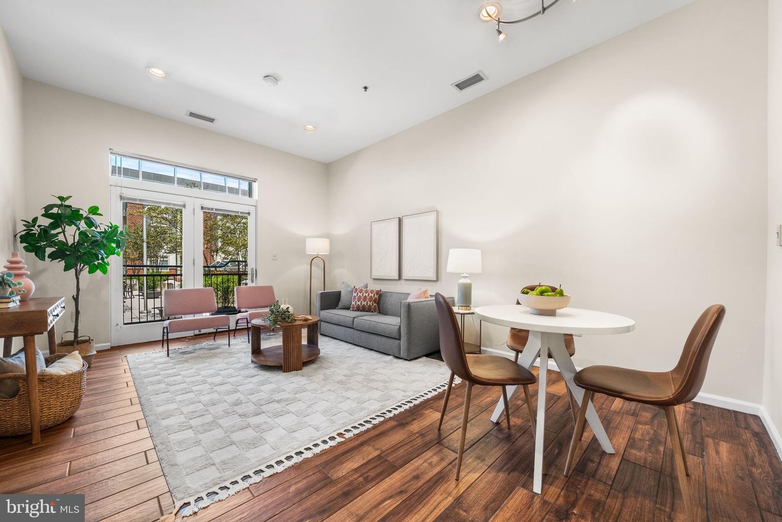 309 HOLLAND LN, ALEXANDRIA 22314, VA