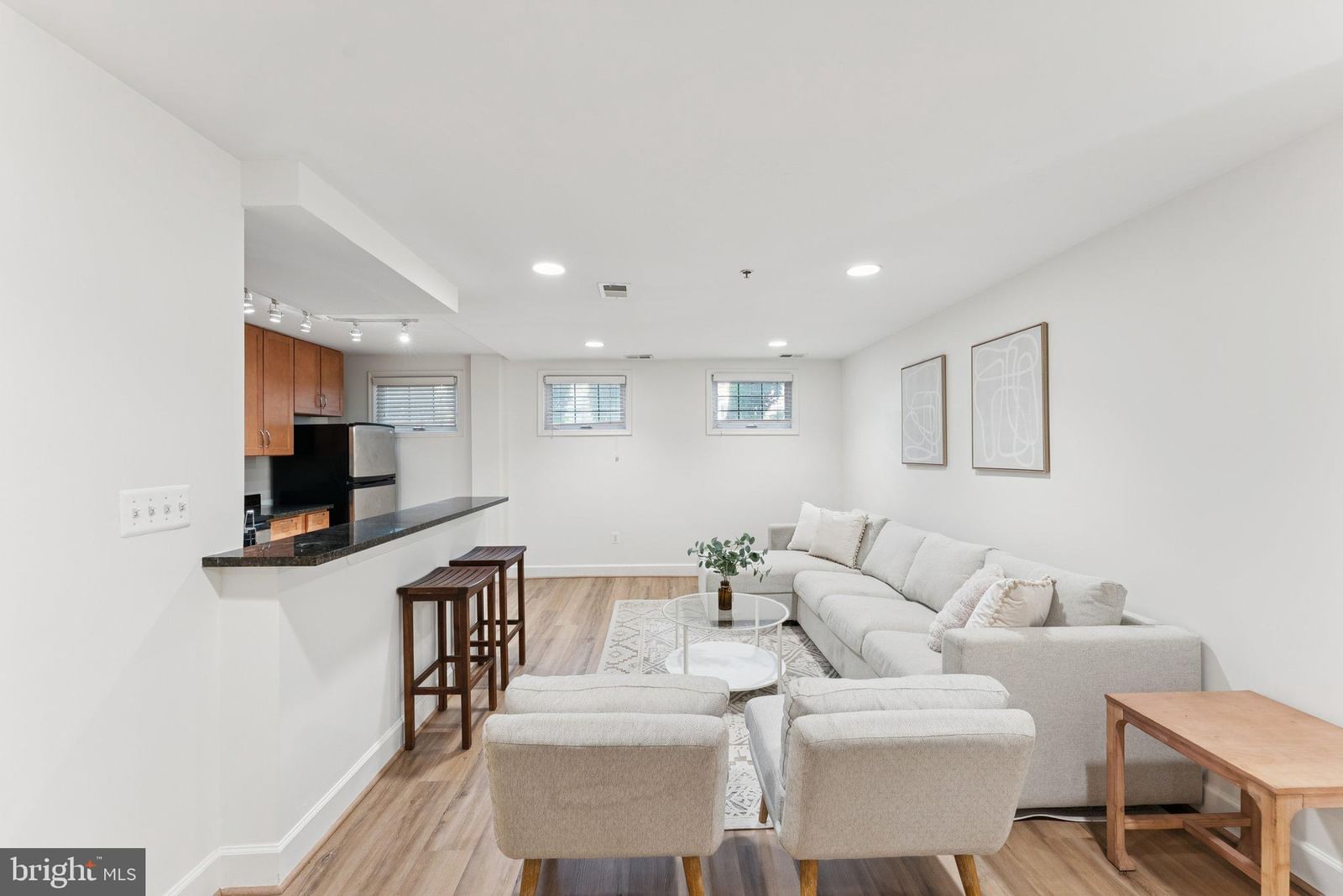 610 BASHFORD LANE #1301 photograph