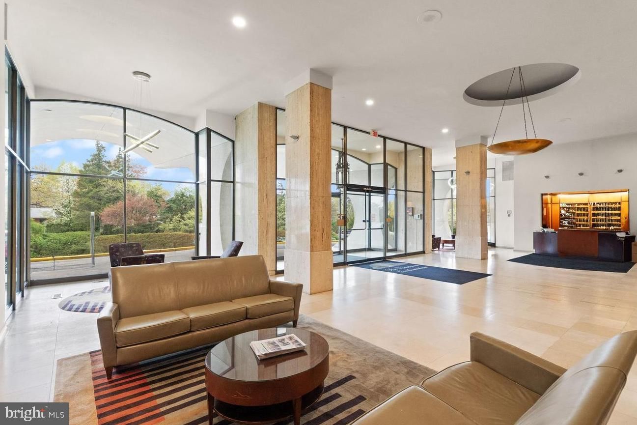 301 N BEAUREGARD STREET #1607 photograph
