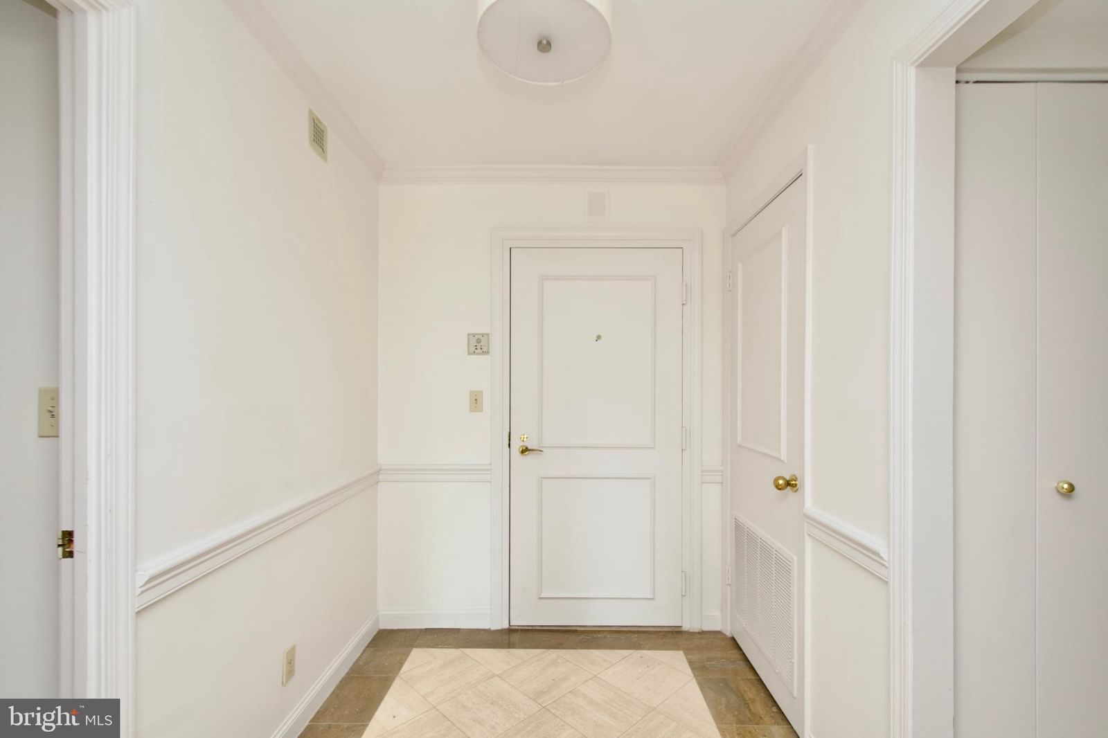 1250 S WASHINGTON STREET #218 photograph