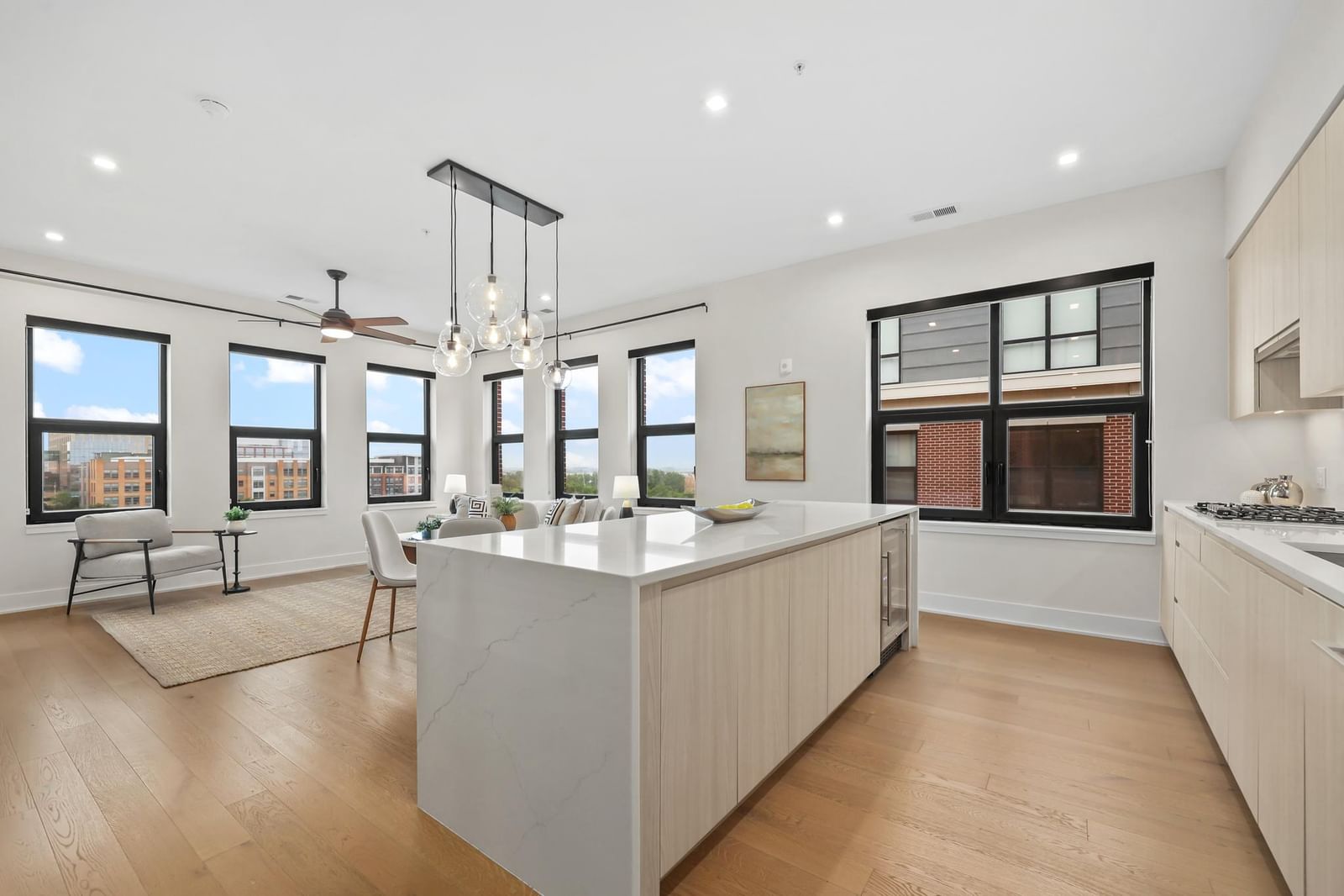 701 SWANN AVENUE #511 photograph