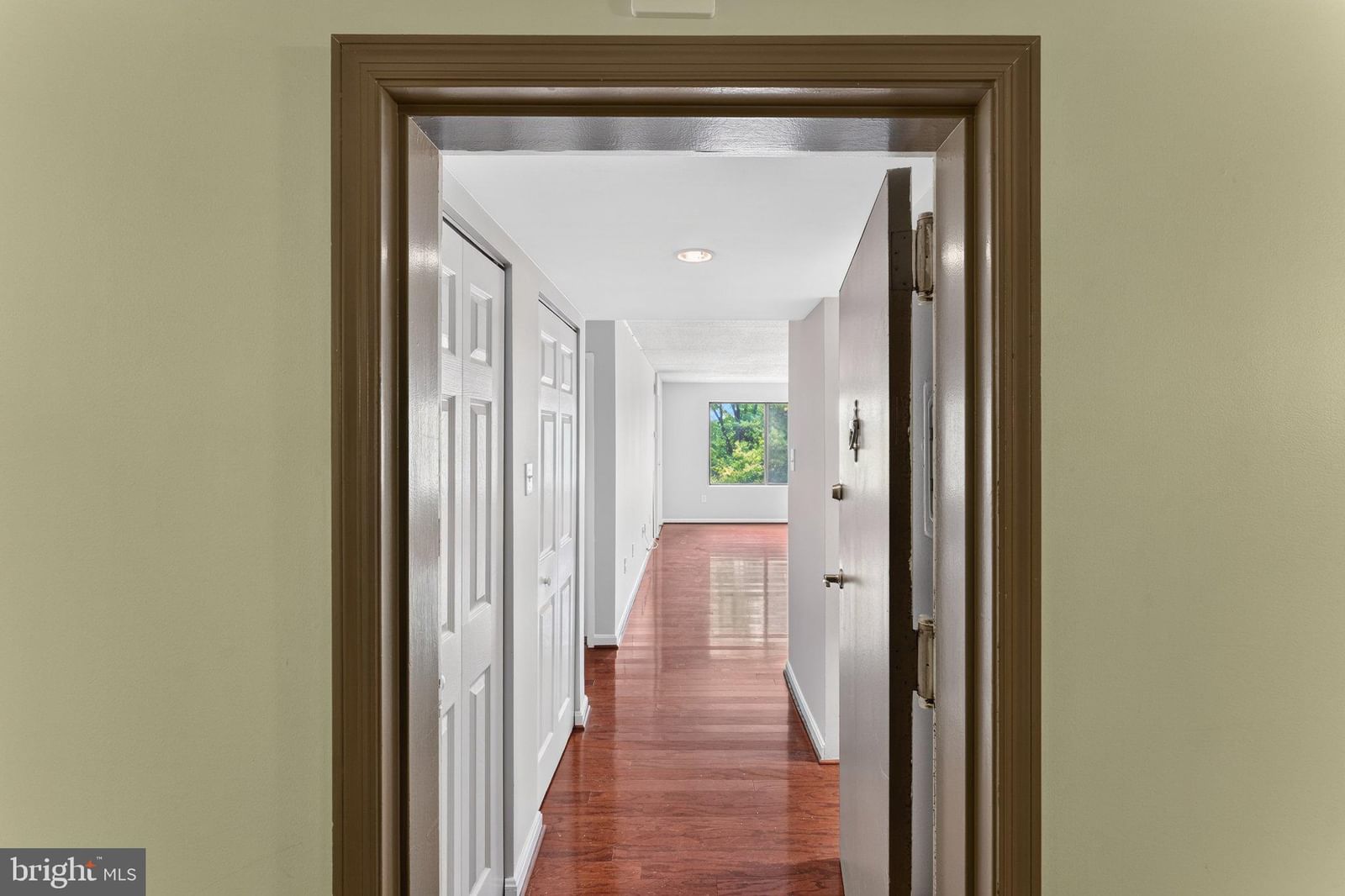 6300 STEVENSON AVENUE #220 photograph